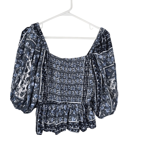 Jen's Pirate Booty Roma Finn Smocked Puff Sleeve Top Size S Blue/White Paisley - Picture 2 of 12